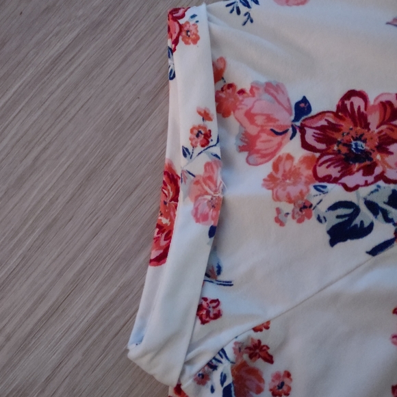 Ladies blouse - Picture 4 of 6